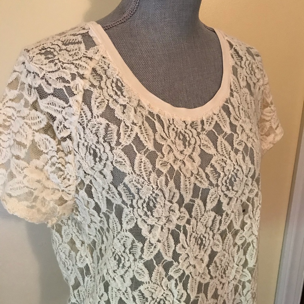 Express lace tee shirt